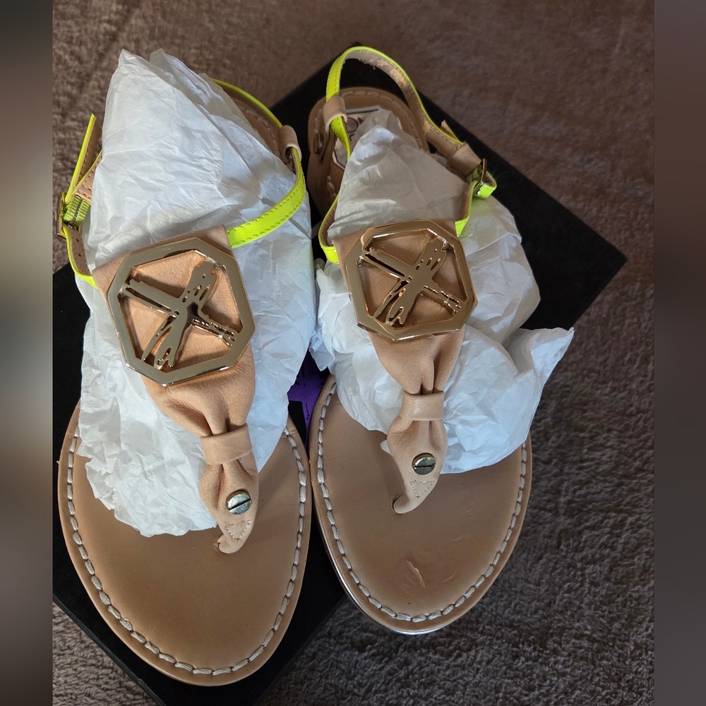 DMSX Donald PLINER Strappy Sandals Natural/neon Yellow Nappa Wash Soft Patent